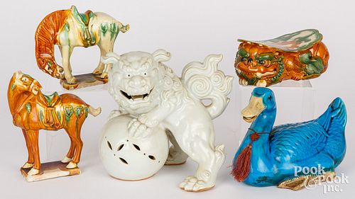 GROUP OF CHINESE EXPORT PORCELAINGroup