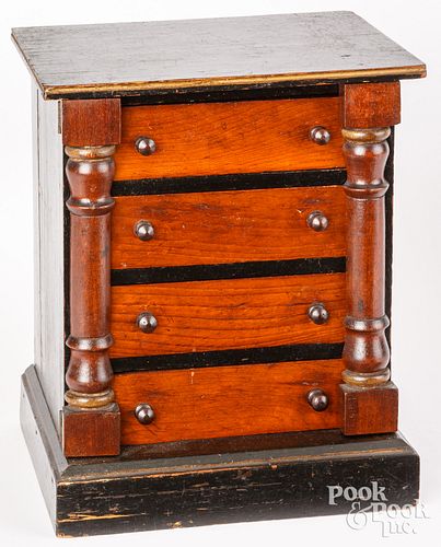 DOLL S SIDE LOCK PINE CHEST OF 3c5f11