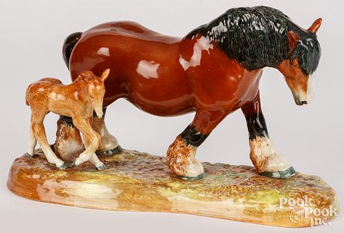 ROYAL DOULTON HORSE AND FOAL FIGURERoyal