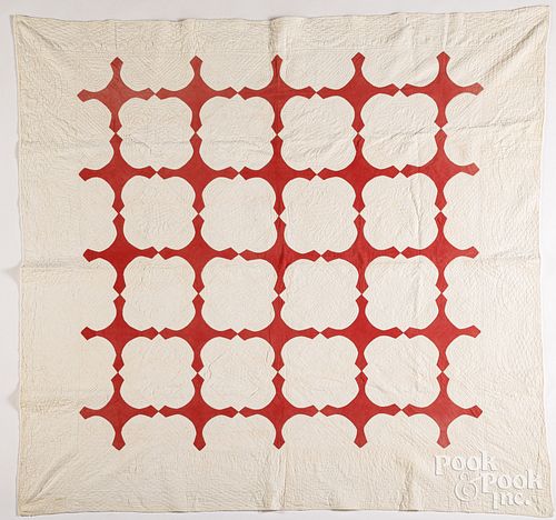 RED AND WHITE APPLIQU QUILT  3c621d