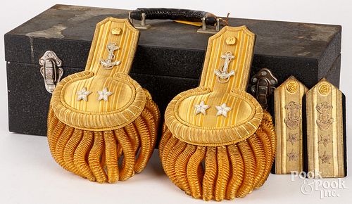 U.S. NAVY DRESS UNIFORM EPAULETTES,