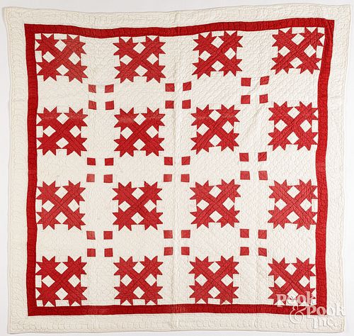 RED AND WHITE PATCHWORK QUILT  3c638c