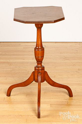 FEDERAL MAPLE CANDLESTAND, EARLY