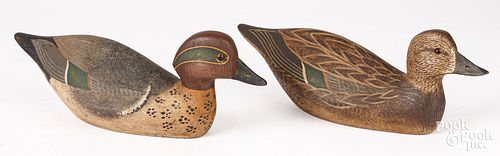 PAIR OF THOMAS LANGAN DUCK DECOYSPair 3c6580