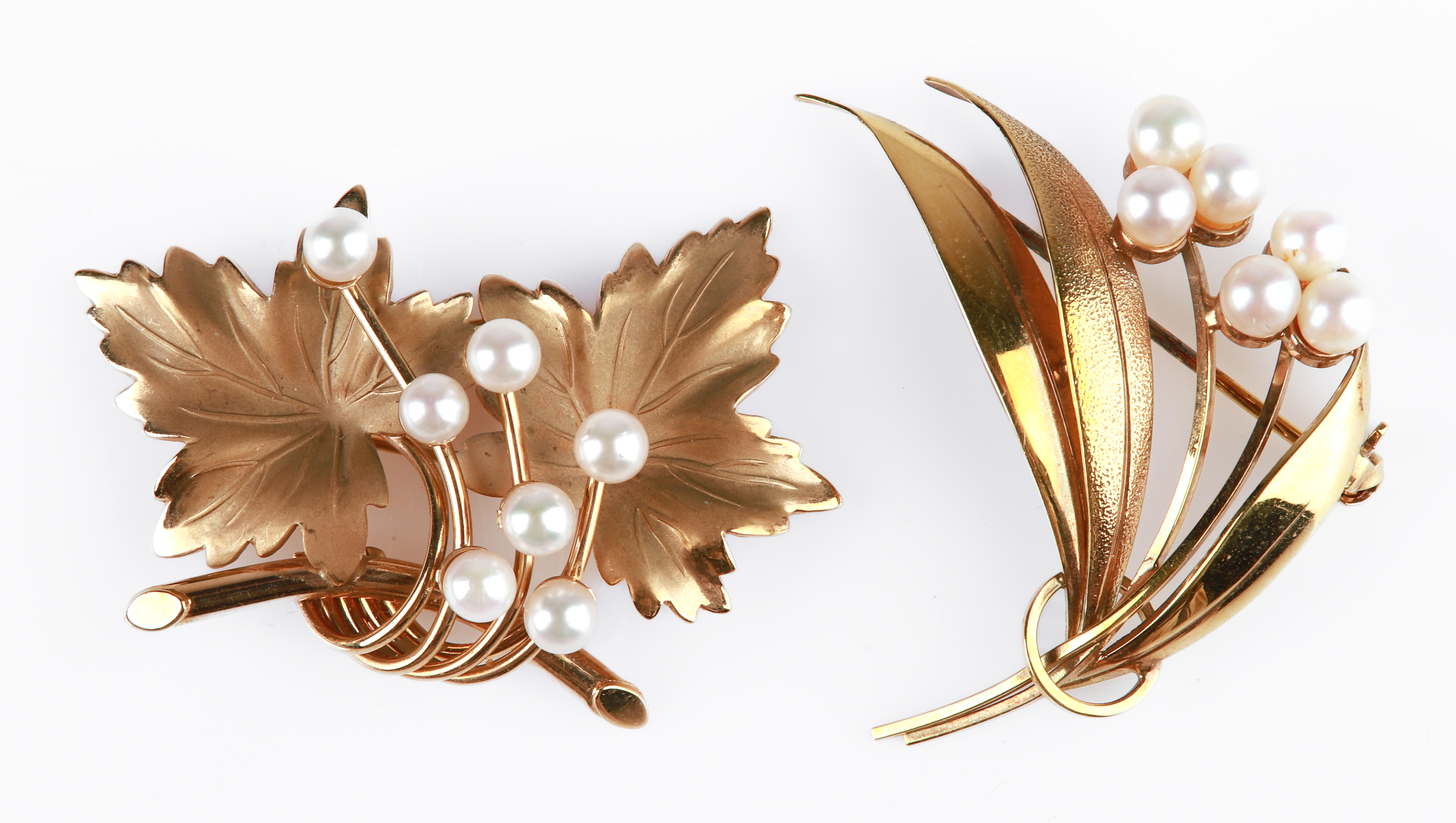  2 14K yellow gold and pearl brooches  3c6768