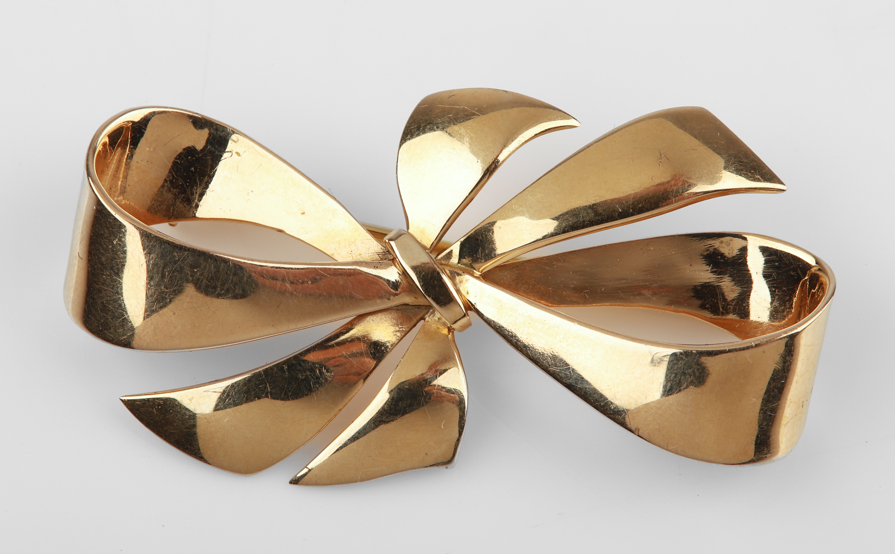 14K Yellow gold bow brooch, 5.8