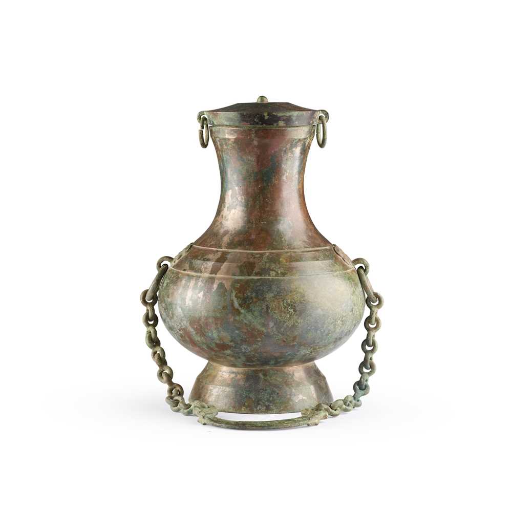 BRONZE RITUAL WINE VESSEL AND COVER,