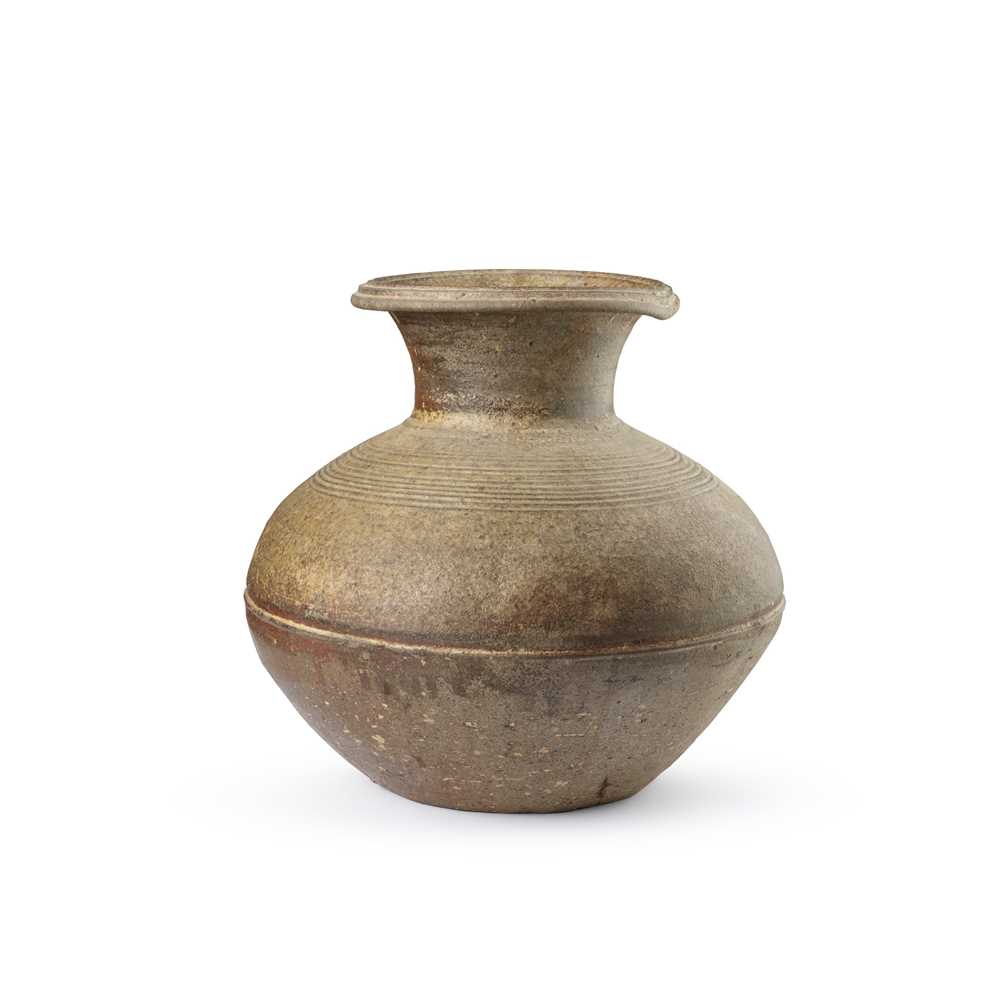 LARGE STONEWARE JAR, HU
HAN DYNASTY