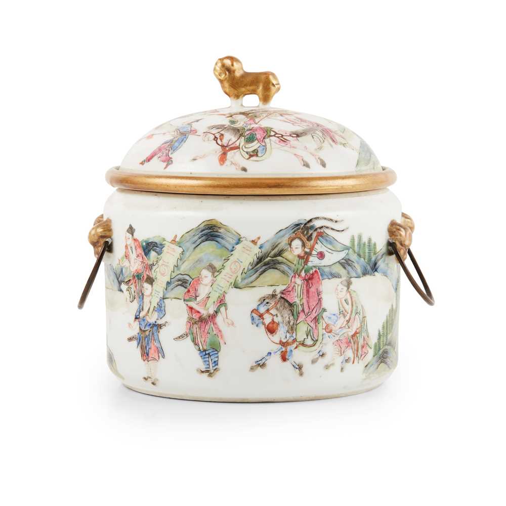 FAMILLE ROSE JAR AND COVER
QING