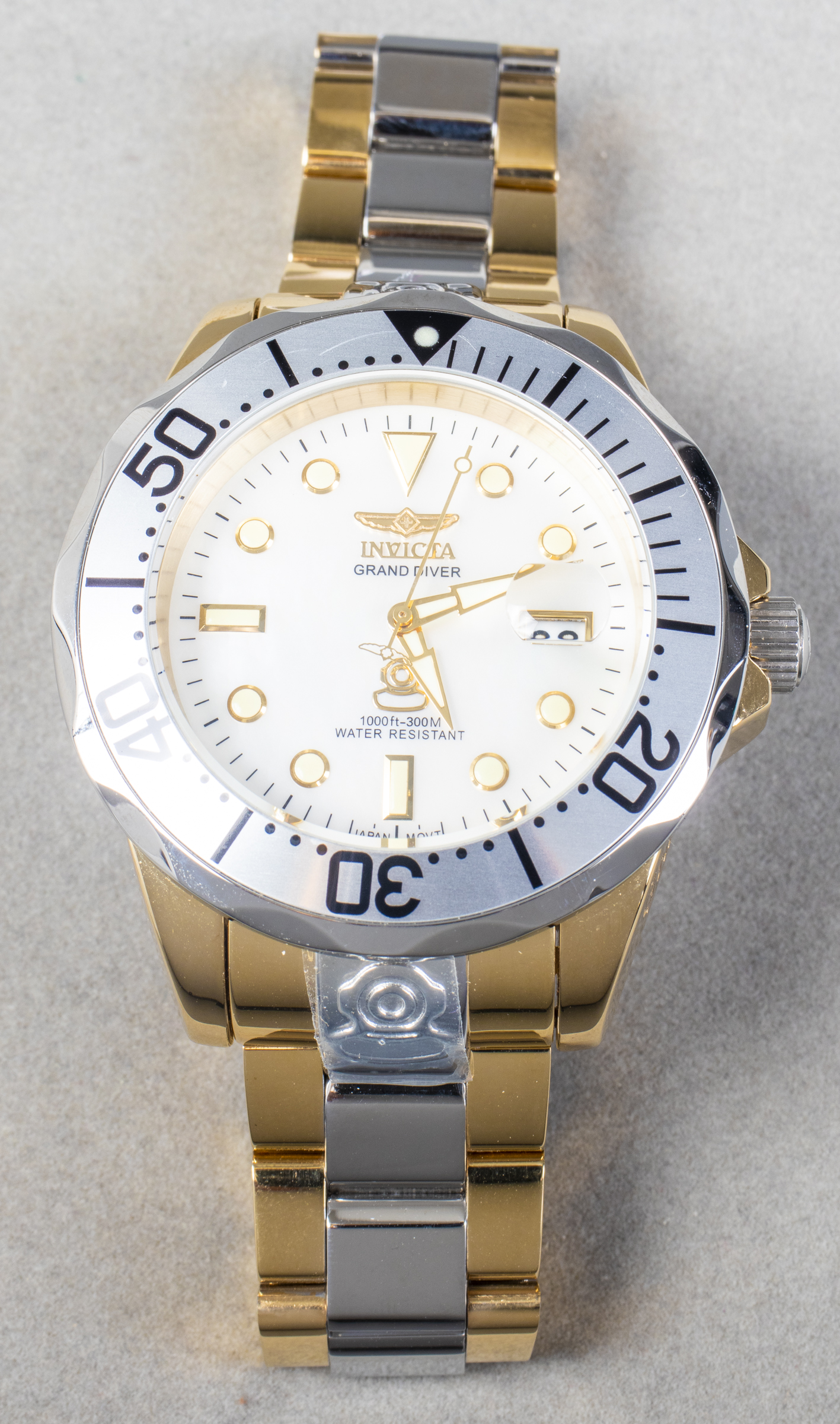 INVICTA GRAND DIVER STAINLESS 3c461a