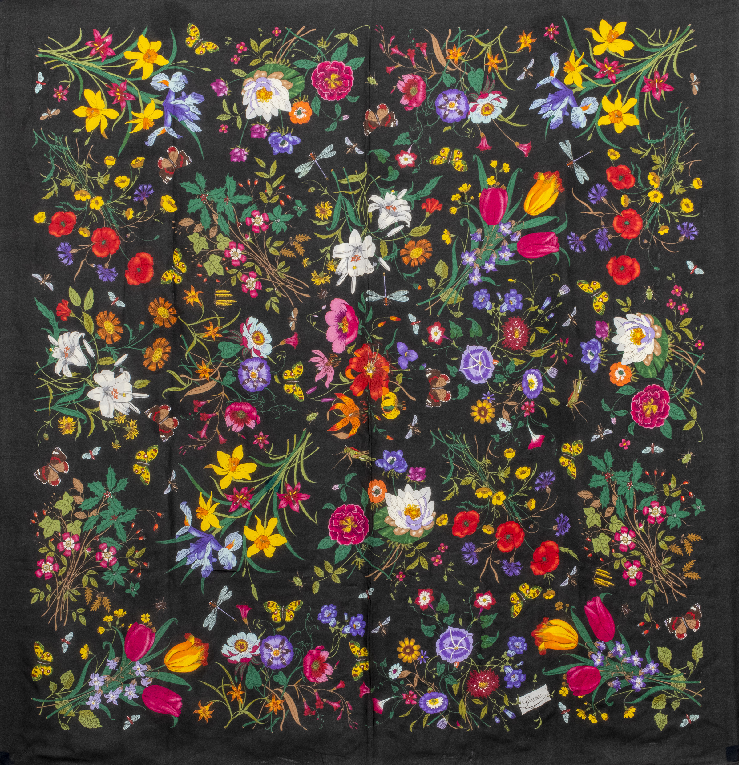 GUCCI SHEER SILK SHAWL WITH FLOWERS 3c470f