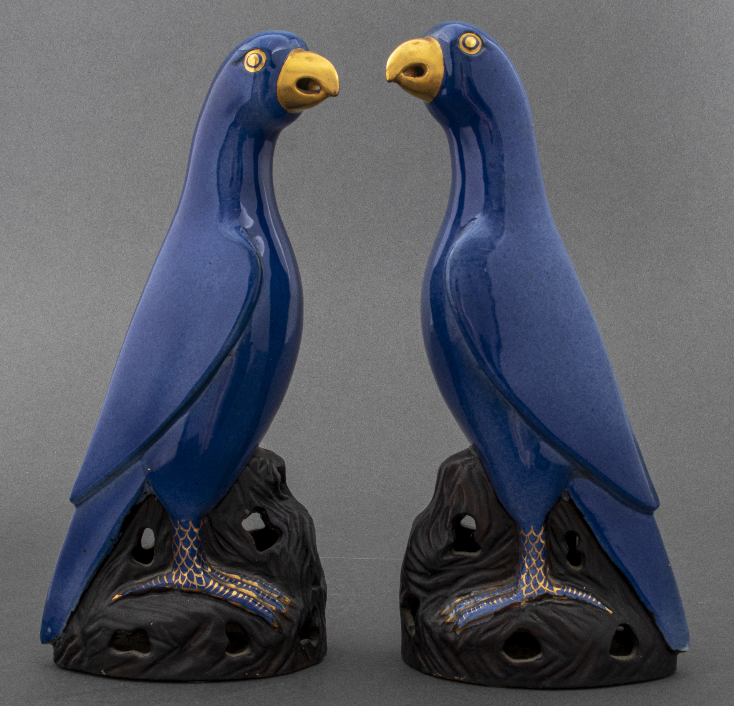 CHINESE EXPORT BLUE PORCELAIN BIRDS  3c475d