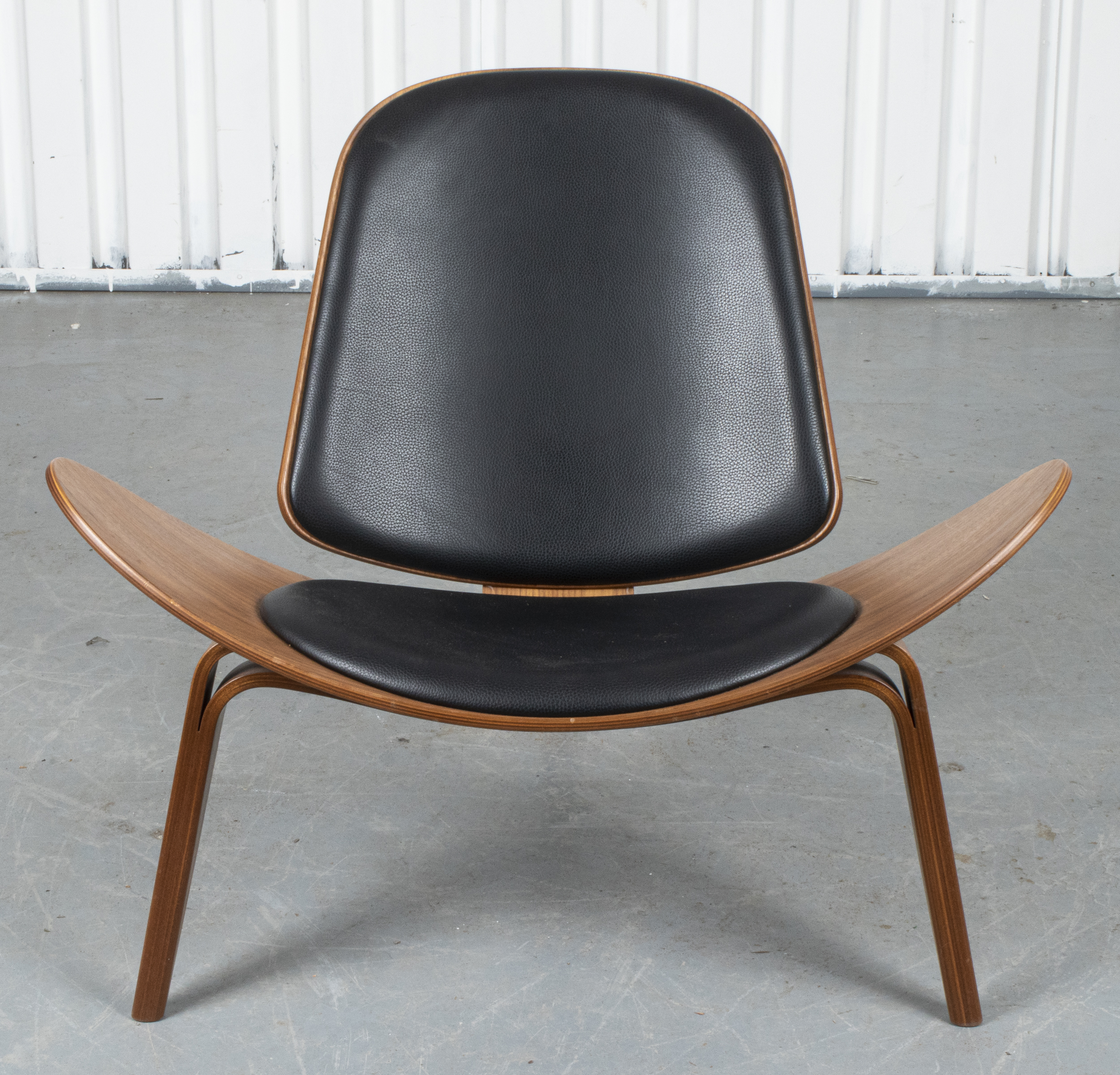 HANS WEGNER FOR CARL HANSEN CH07