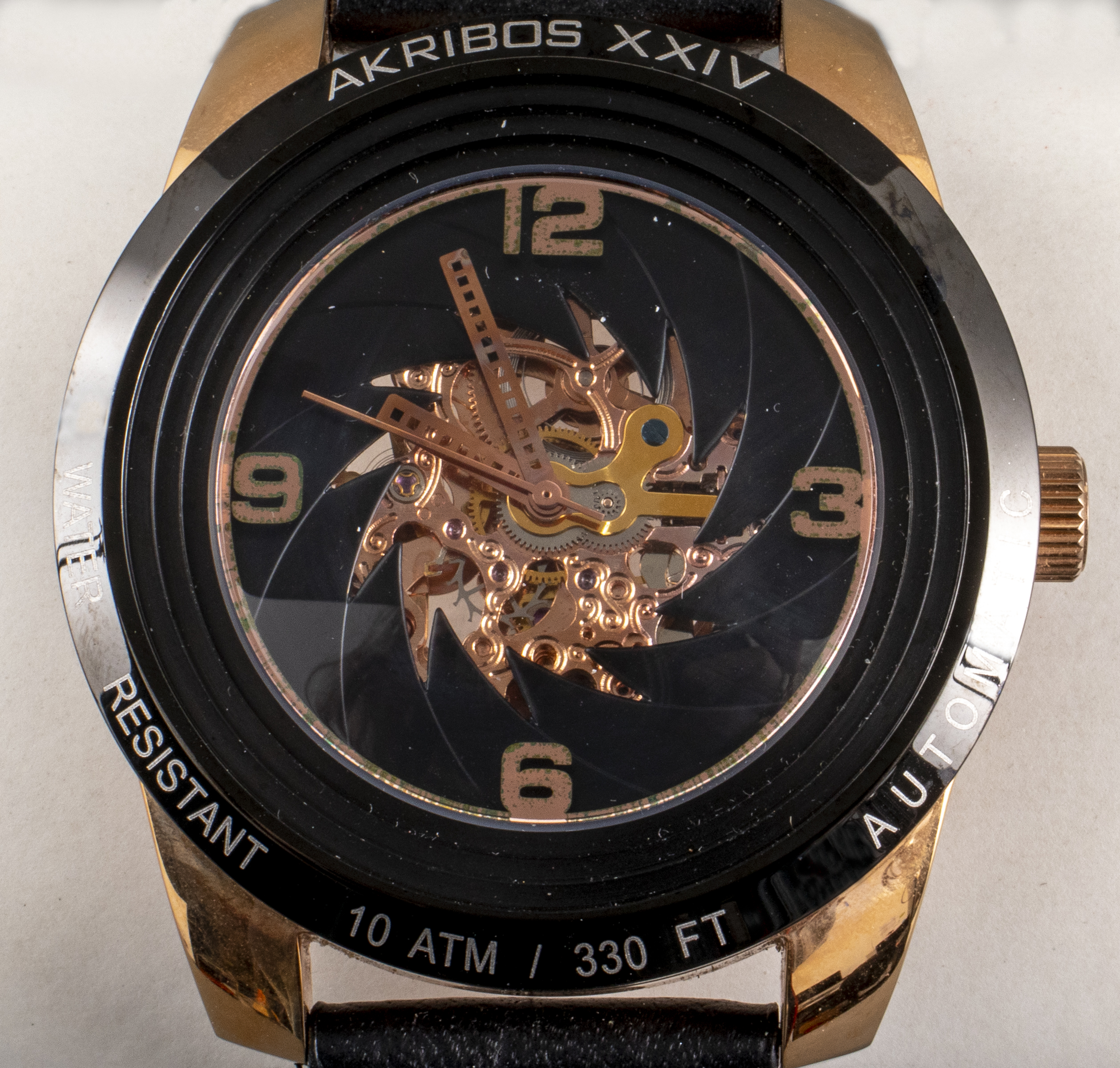 AKRIBOS XXIV SHUTTER AUTOMATIC WATCH