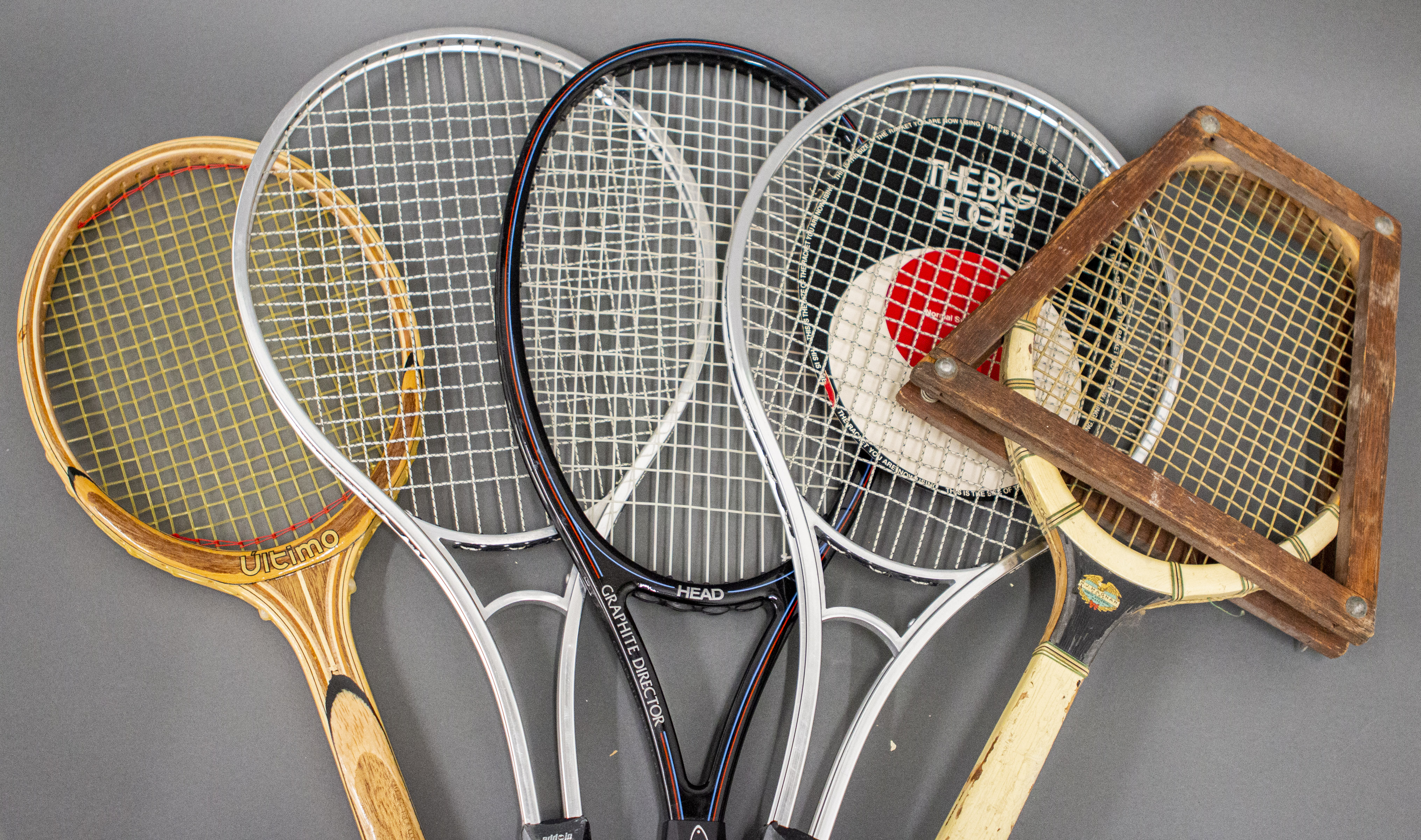 WOODEN METAL TENNIS RACQUETS  3c4c9d