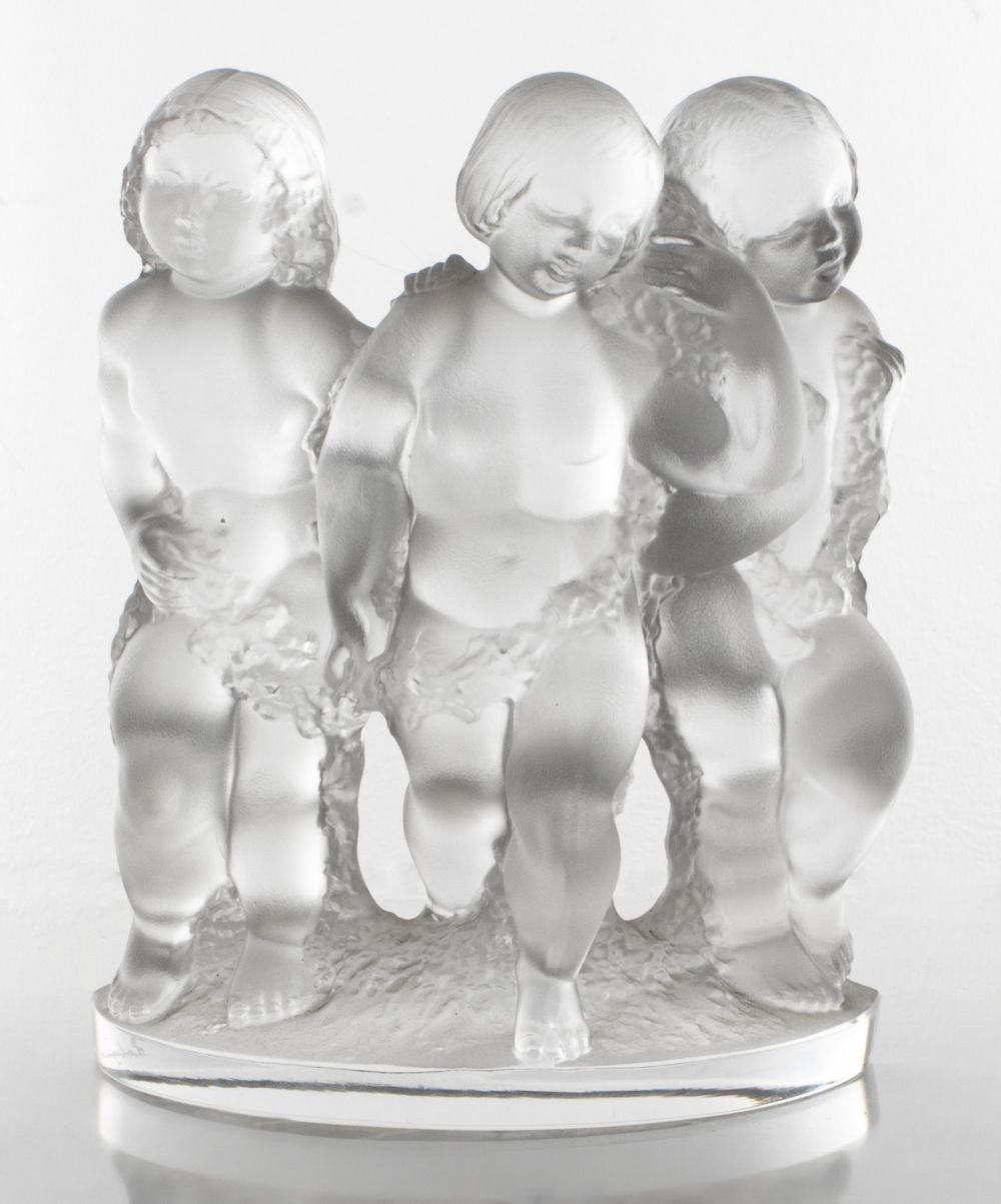 LALIQUE "LUXEMBOURG" ART GLASS