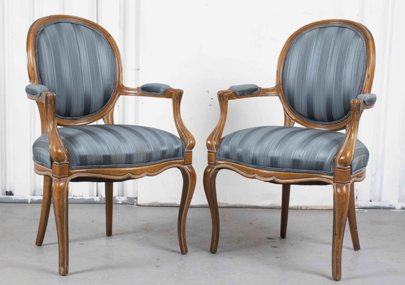 LOUIS XV STYLE FAUTEUIL LA REINE  3c4df6