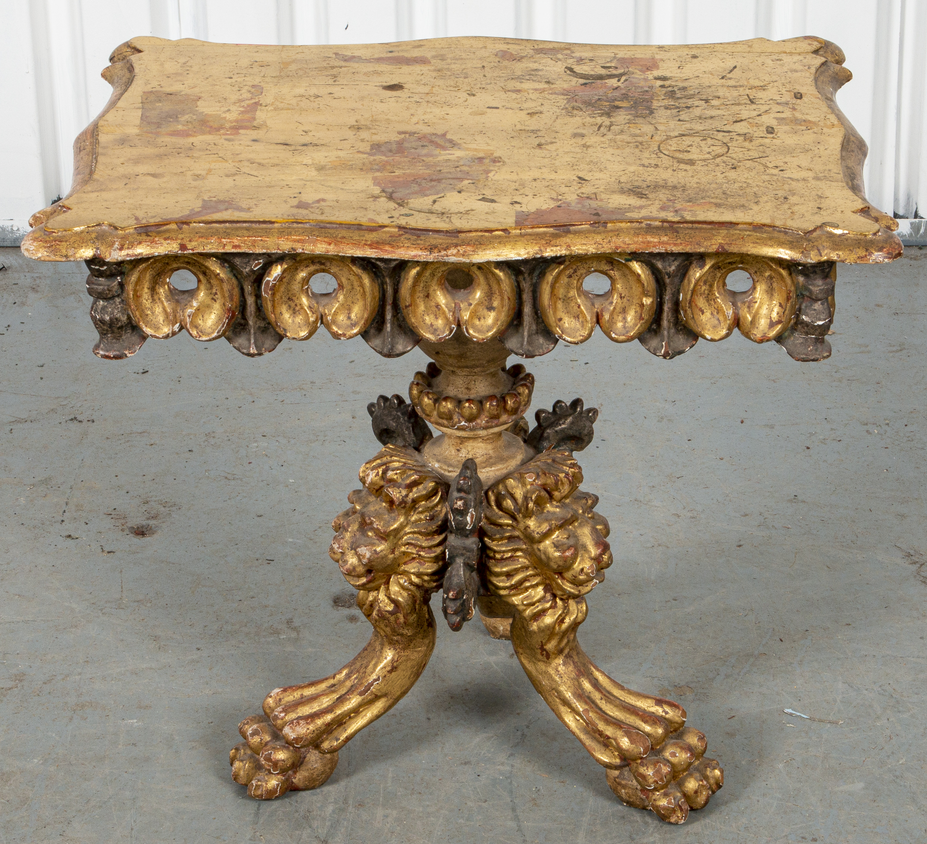 ITALIAN ROCOCO STYLE GILTWOOD SIDE