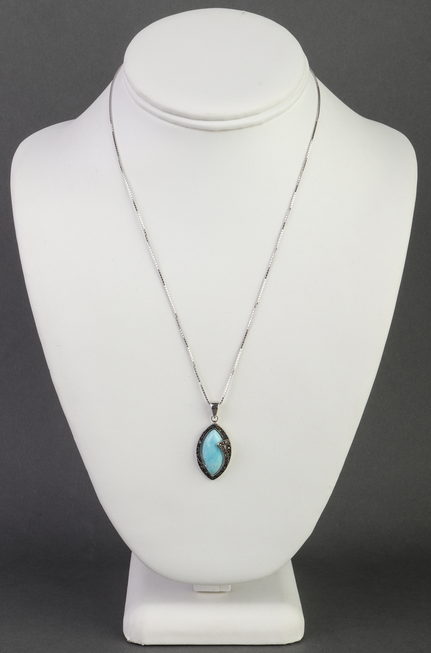 MODERN SILVER BLUE AGATE MARQUISE