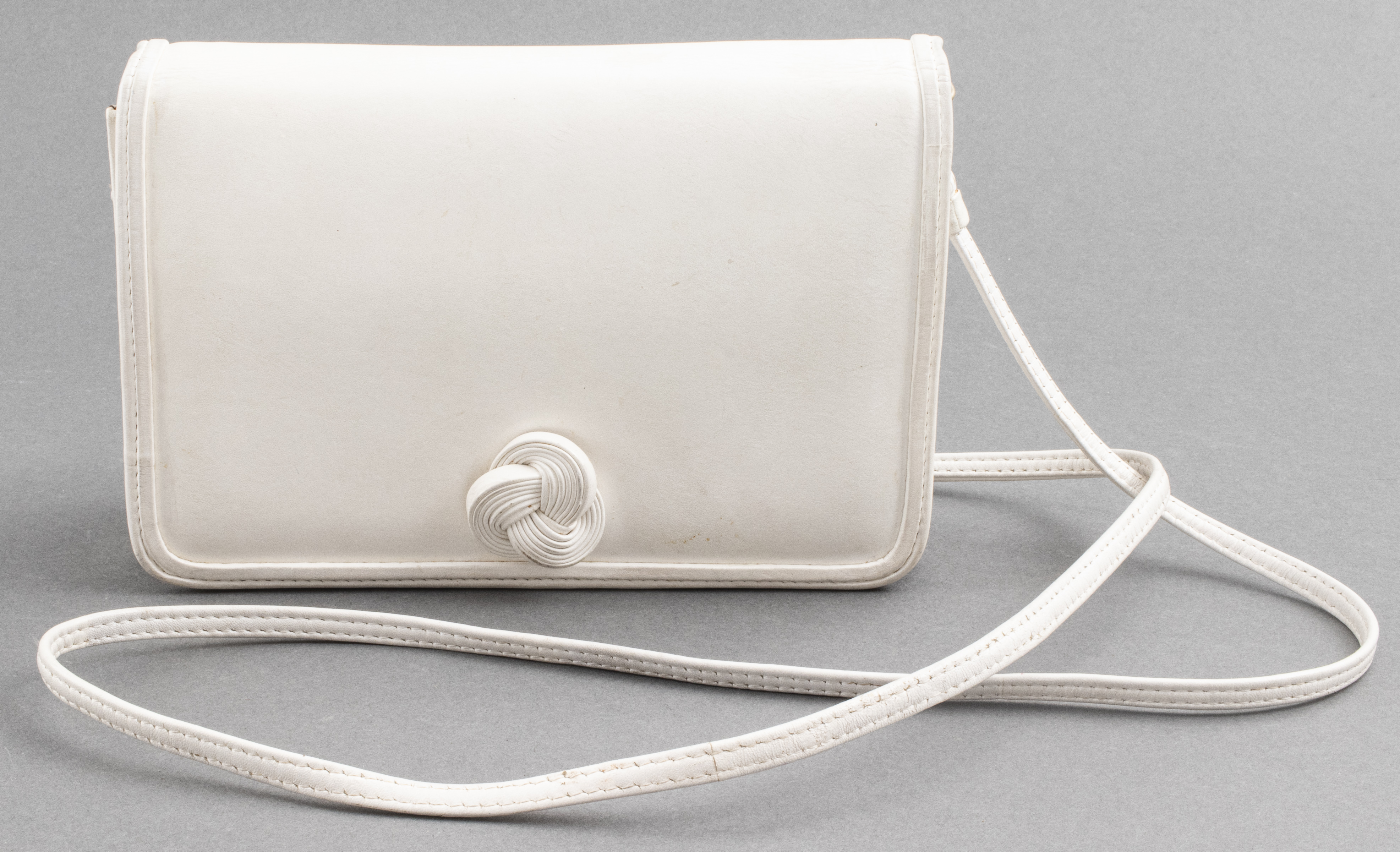 WHITE LEATHER CLUTCH HANDBAG with 3c501e