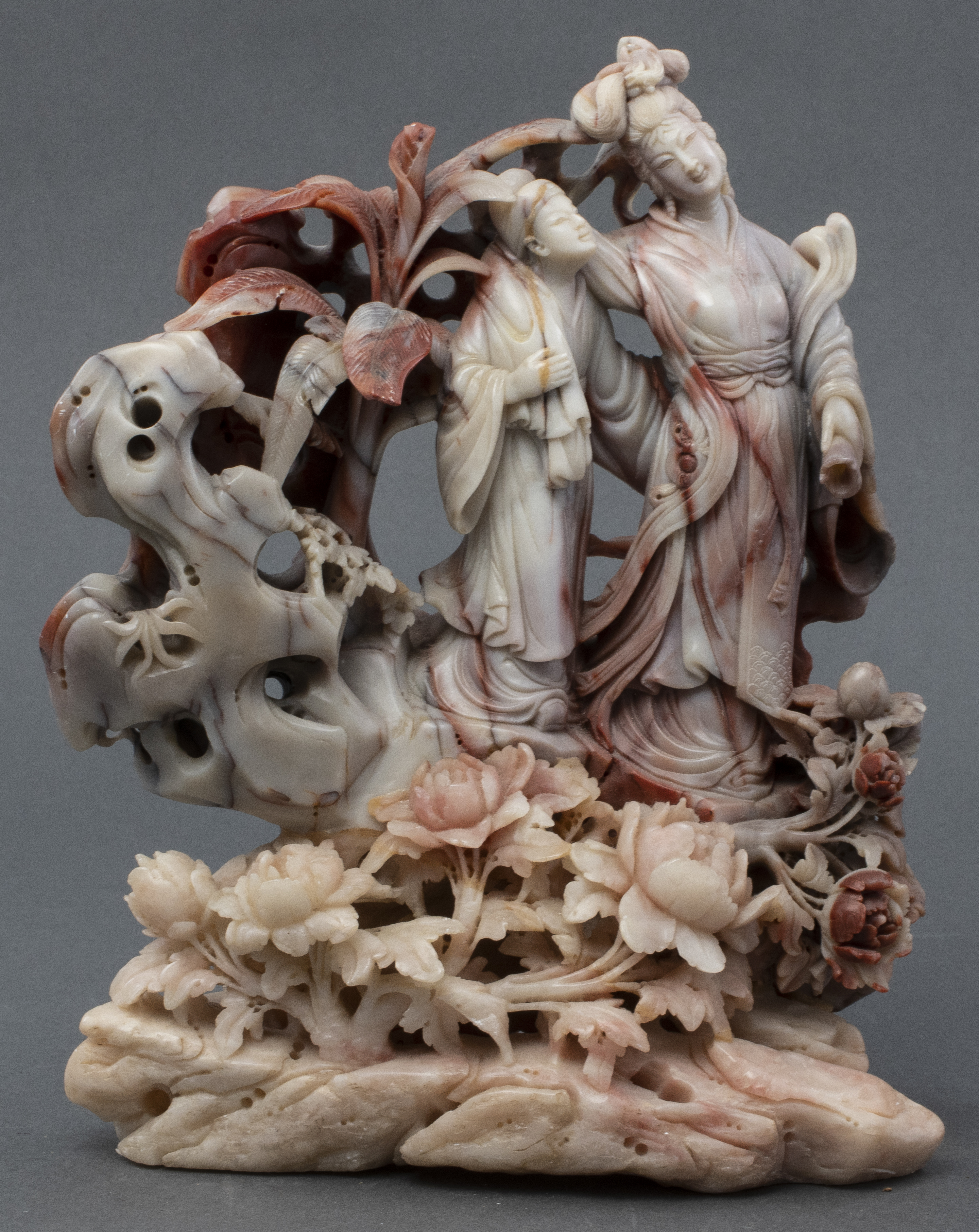 CHINESE CARVED MARBLE FIGURES FLORAL