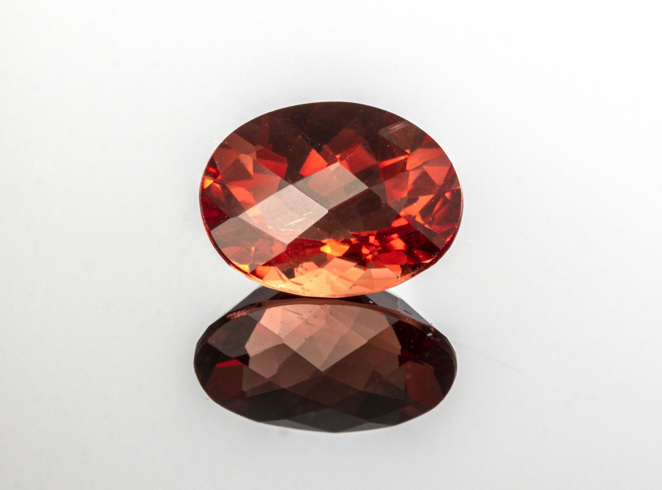 2 30 CT NATURAL OVAL RED ANDESINE 3c5532