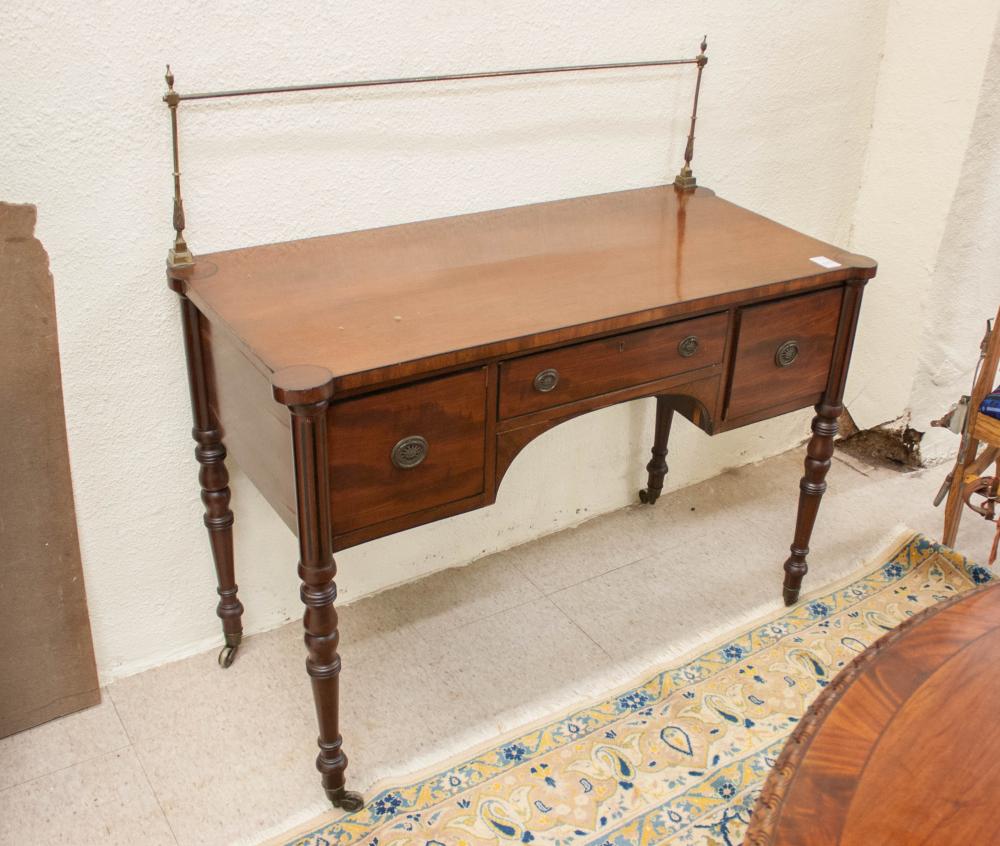 REGENCY MAHOGANY DRESSING TABLEREGENCY