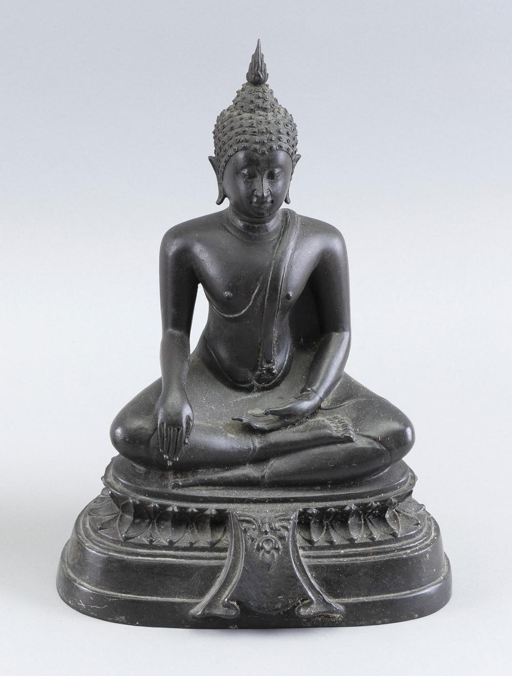 TIBETAN BRONZE SEATED BUDDHA LATE