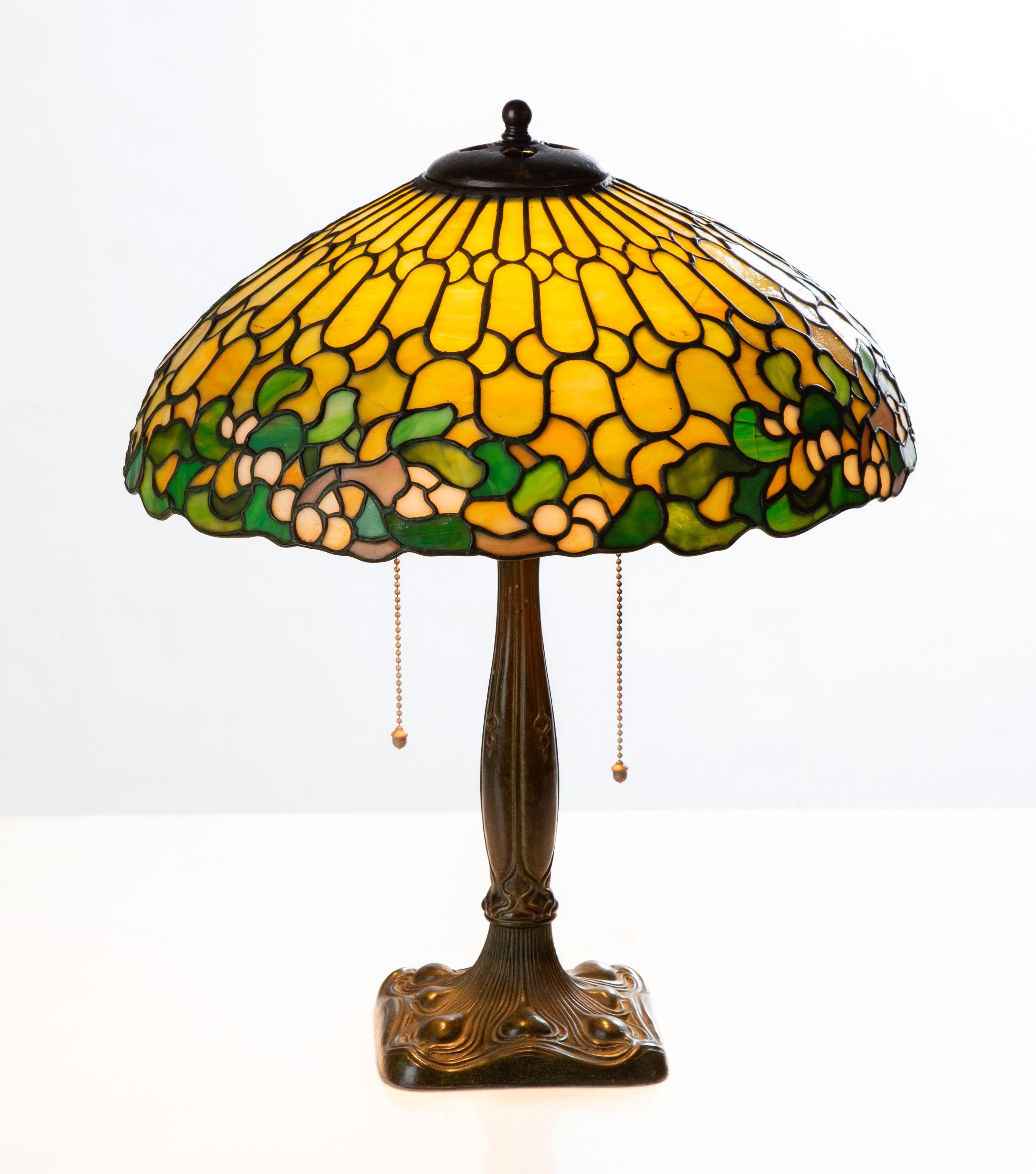 DUFFNER & KIMBERLY TABLE LAMP Leaded