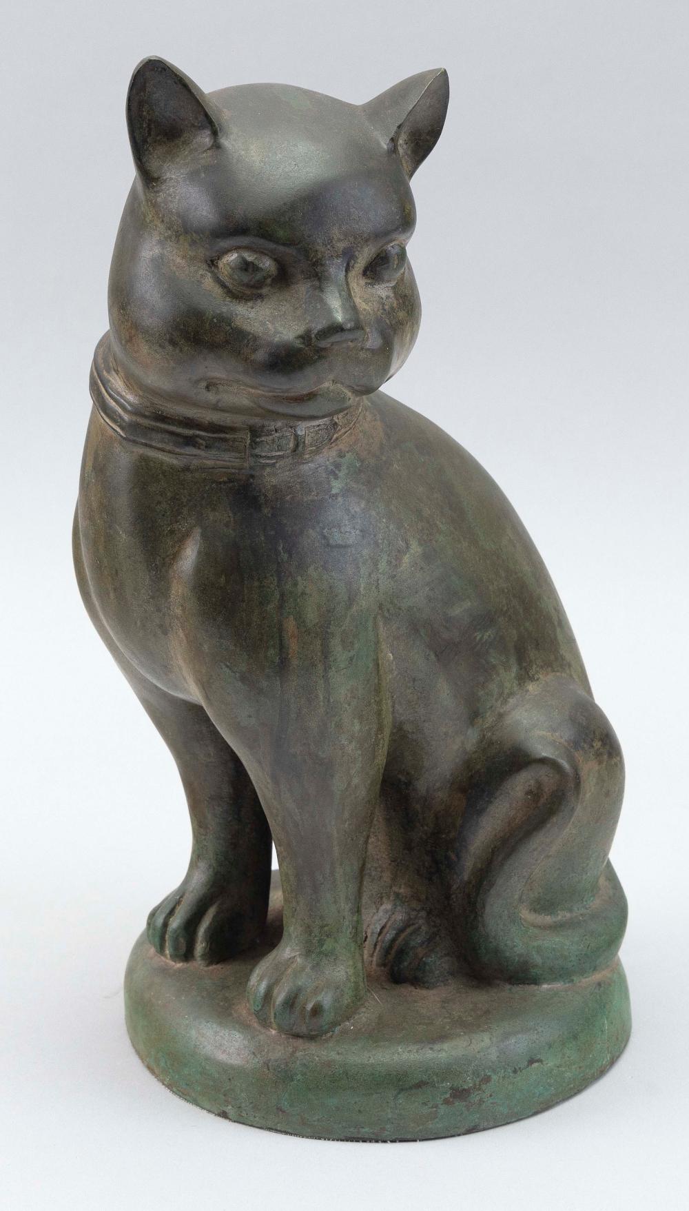 BRONZE SEATED CAT 20TH CENTURY 3c7edb