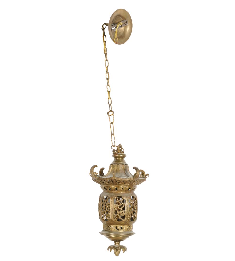 CHINESE BRASS LANTERN LIGHT FIXTUREChinese 3c7fe4