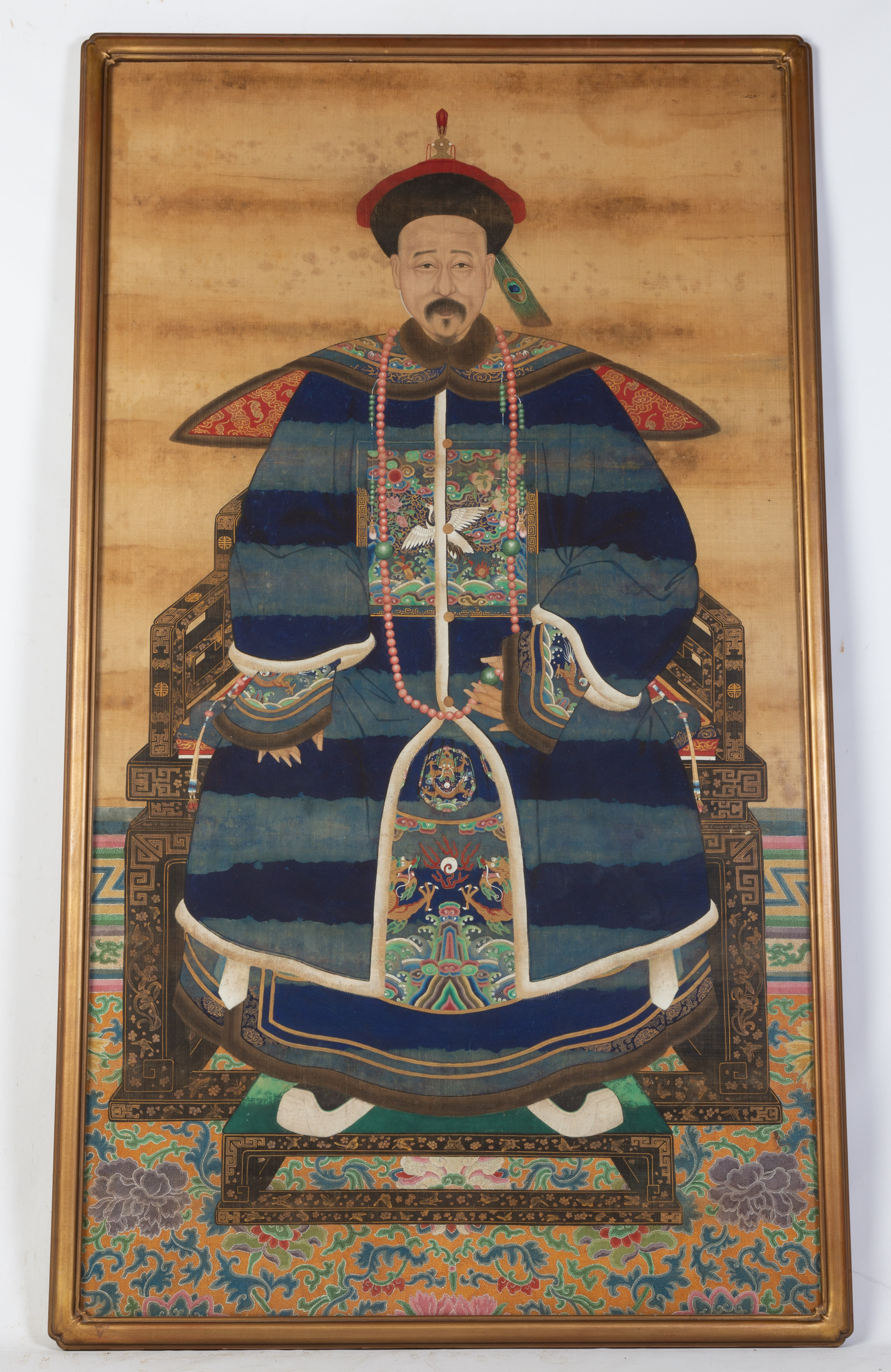 CHINESE PAINTING ON SILK, SEATED