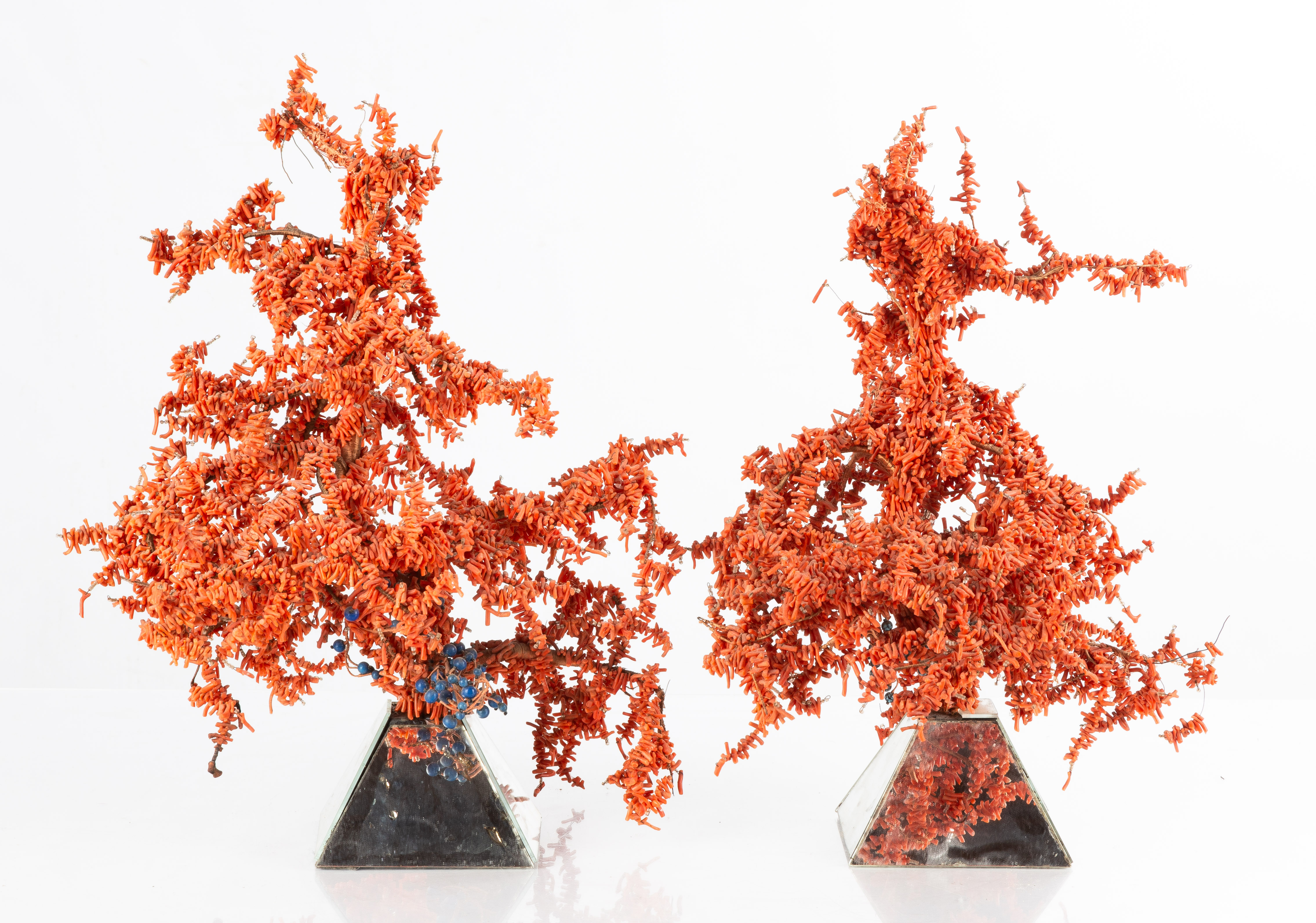 TWO RED CORAL FENG SUI TREE OF 3c80cb