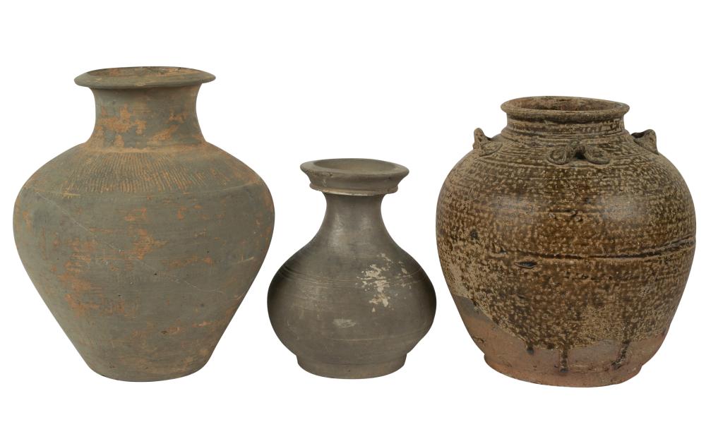 GROUP OF PRIMITIVE POTTERY VASESGroup