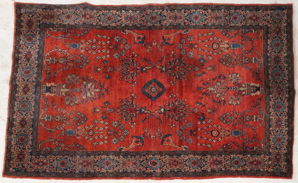 PERSIAN RUGPersian Rug,  wool Dimensions: