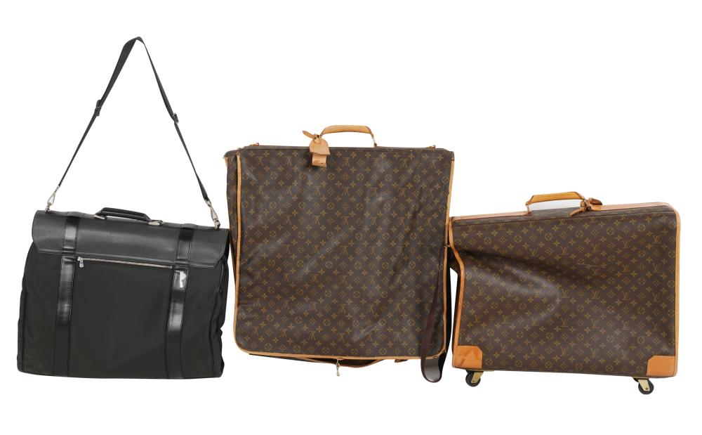 GROUP OF LOUIS VUITTON LUGGAGEGroup 3c83de