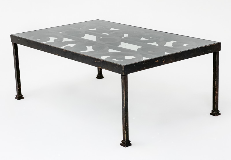 IRON AND GLASS COFFEE TABLE18 1 4 3c8580