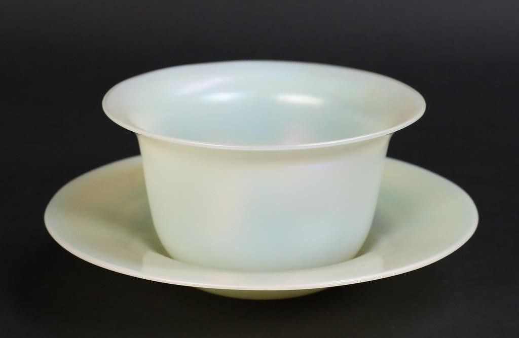 STEUBEN CARDER FINGER BOWL & UNDERPLATEFrederick