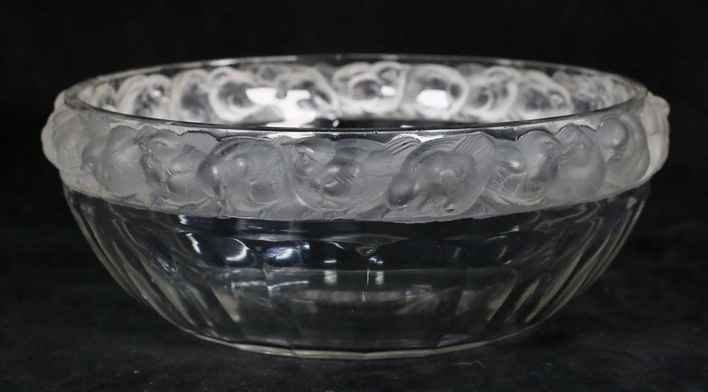 LALIQUE MESANGES CRYSTAL BOWLSigned 3c86c7