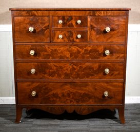 A 19th C English mahogany chest 3c87c6