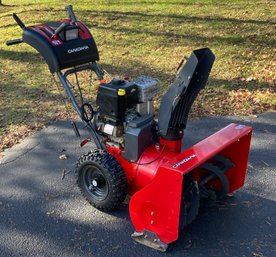 A like new Canadiana 929 snowblower 3c883f