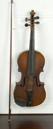 An antique tiger maple violin with 3c884d