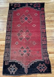 Vintage Oriental area rug in black 3c89ba