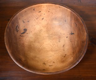 A vintage circular turned maple 3c8a24