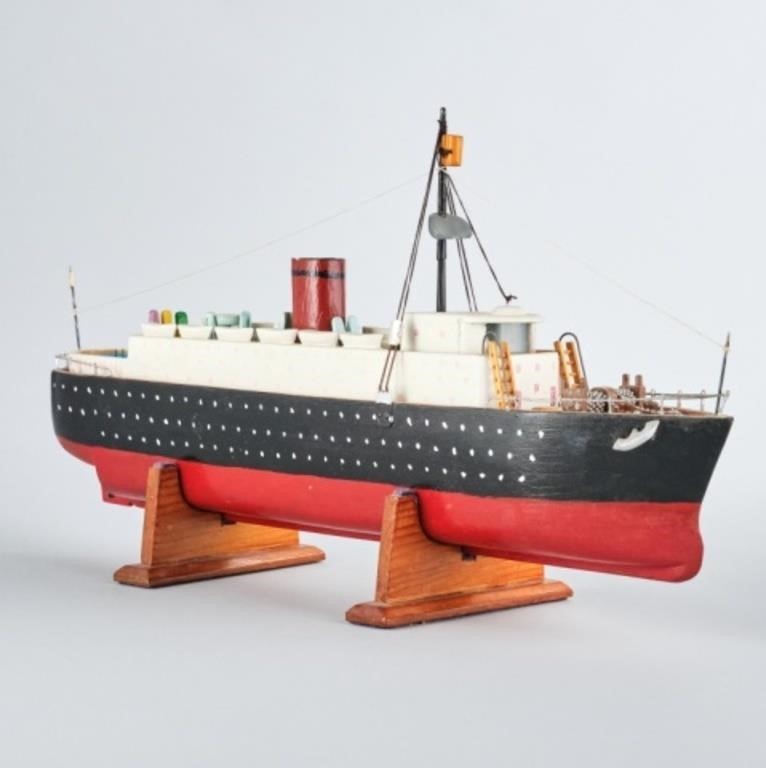 FOLK CARVING OF PASSENGER SHIP 3c8a3a