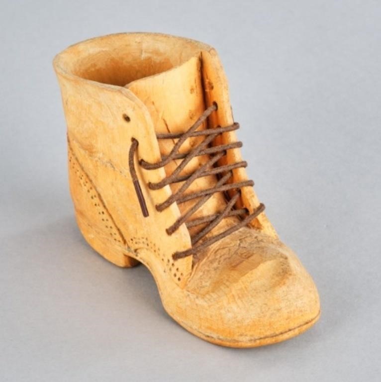 CARVED BOOT BY WALTER CAMERONA