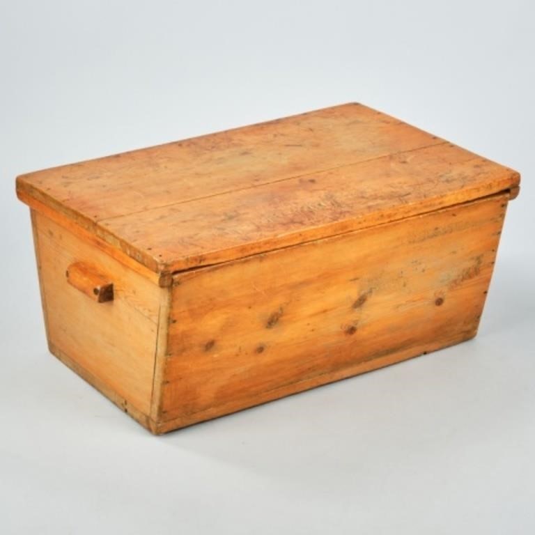 PINE DOUGH BOXESOne in mellow yellow,
