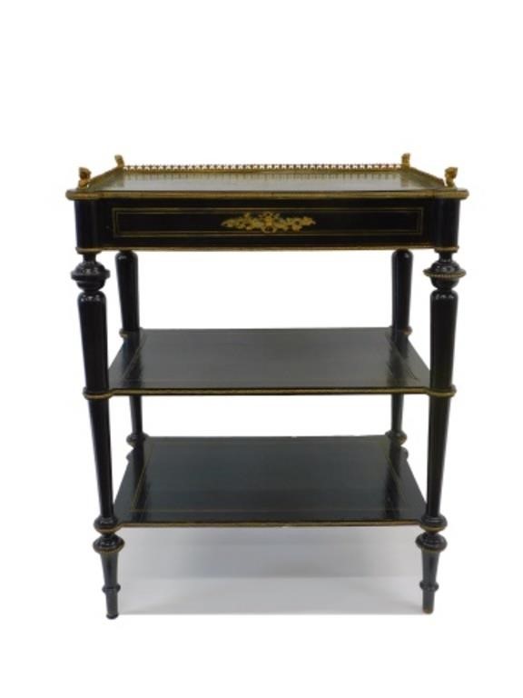  3 TIERED VICTORIAN STAND 19TH 3c8cd7