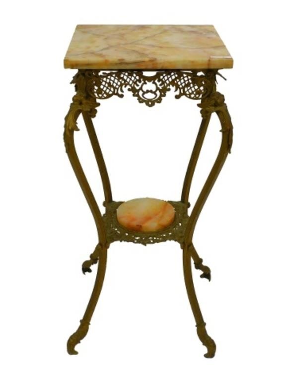 VICTORIAN TWO TIERED STAND LATE 3c8ce8