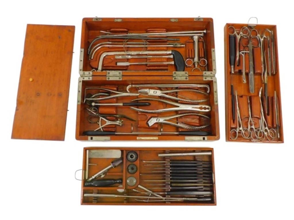 SURGEON S KIT LATE 19TH CENTURY  3c8d57